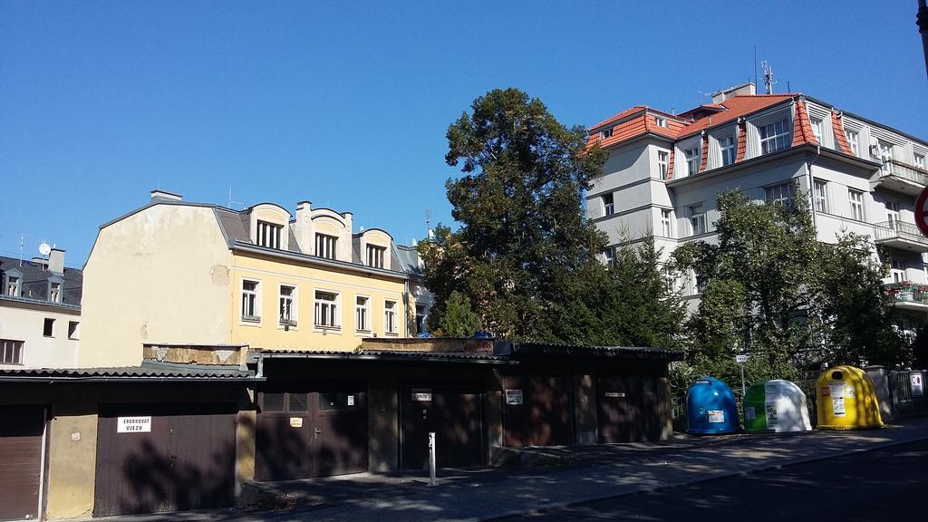 Apartment Krále Jiřího KLV Exterior foto
