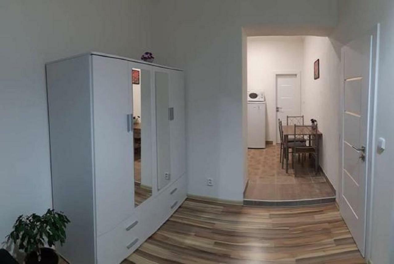 Apartment Krále Jiřího KLV Exterior foto